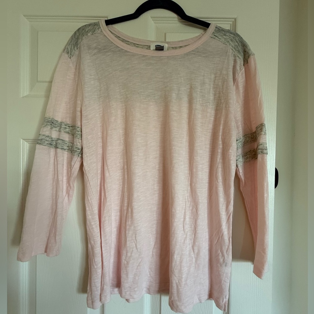 Old Navy Pink and Gray 3/4 Sleeve Top